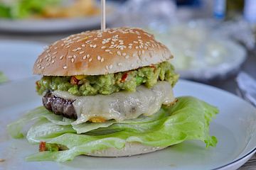 Veggie-Avocadocreme-Kidney-Burger