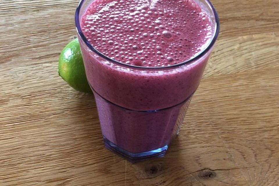 Brombeer-Limetten-Shake