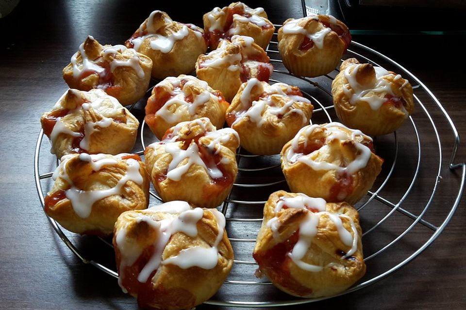 Blätterteig-Kirsch-Muffins Blätterteig-Kirsch-Muffins