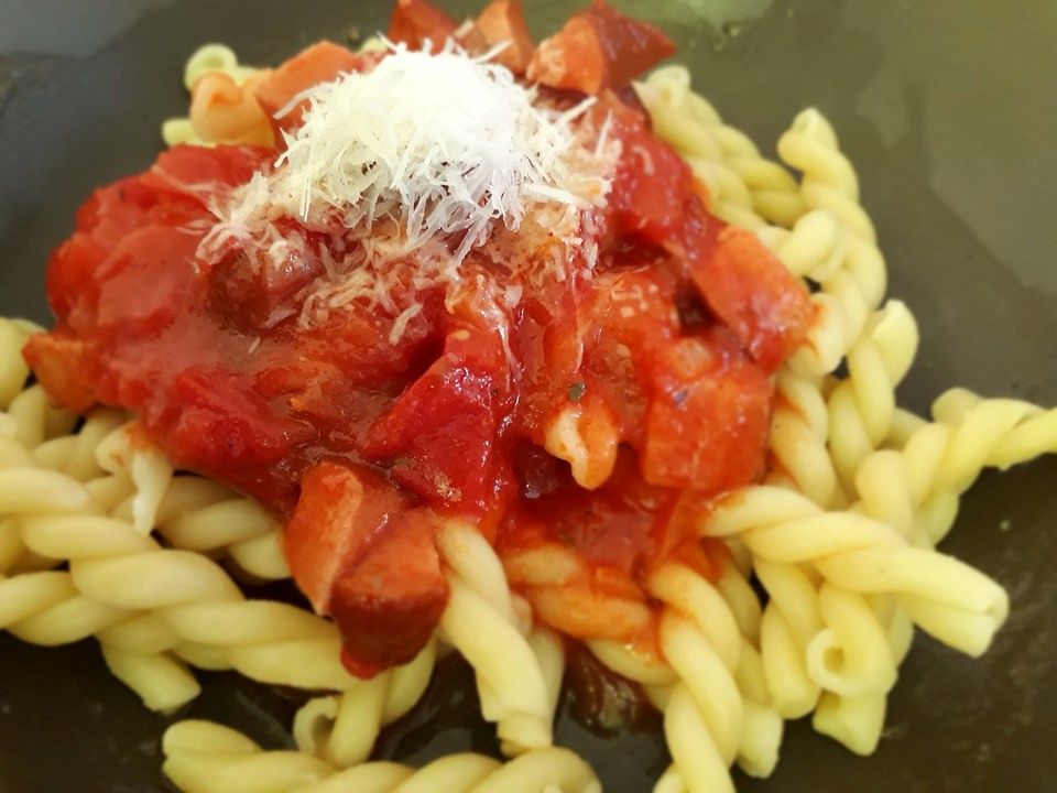 Wurstgulasch mit Tomaten von anne15021981 | Chefkoch