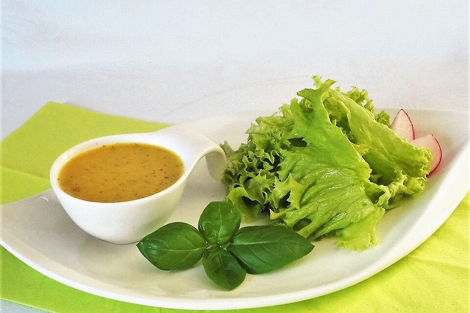 Blattsalat mit Mangobalsam Blattsalat mit Mangobalsam