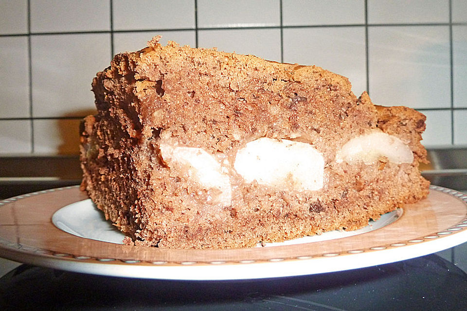 Gedeckter Birnenkuchen