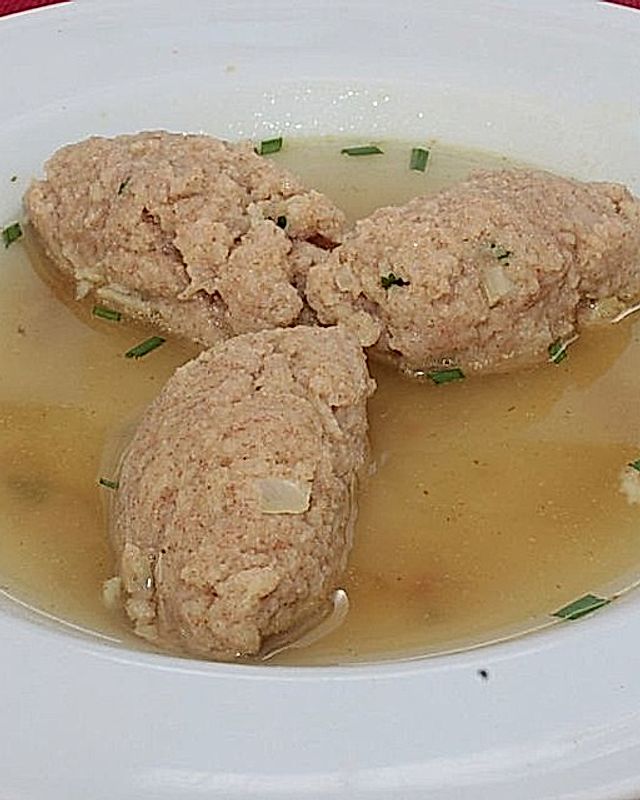 Vollkorn-Nockerl-Suppe