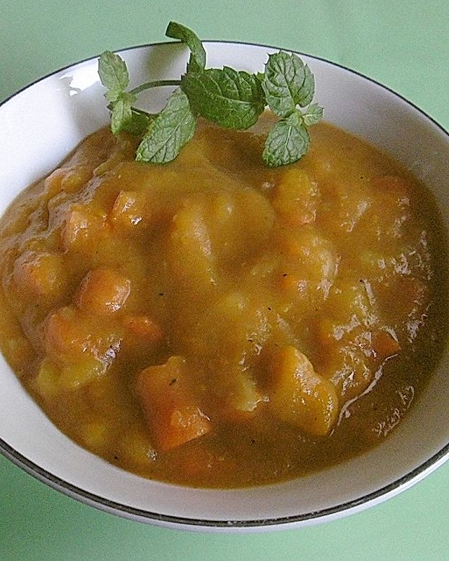 Pikante Möhren-Mango-Suppe