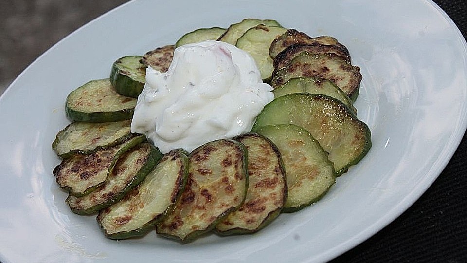 Gebratene Gurke mit isländischem Frischkäsedressing von patty89| Chefkoch