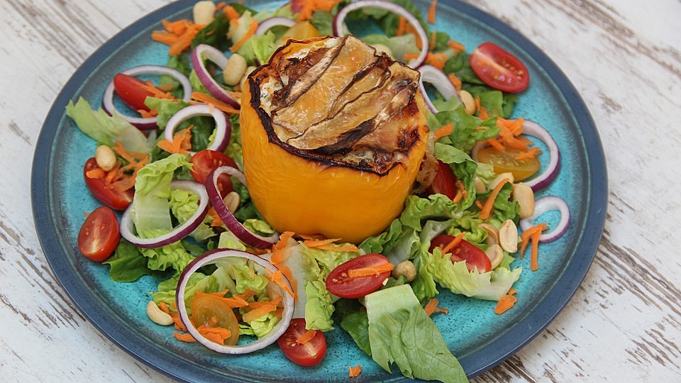Gefüllte Paprikaschote low carb à la Dani-image