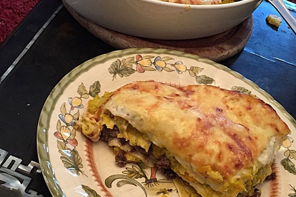 Gemüselasagne mit Kürbis und Zimt-Hackfleisch