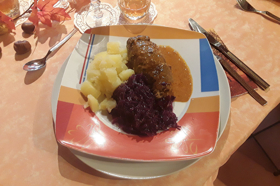 Rinderrouladen mit Hackfleisch und Schwarzwälder Schinken