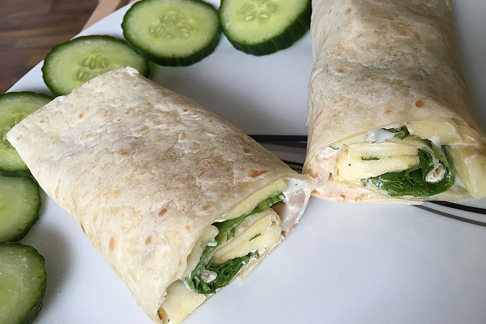 Wraps mit Krabbensalat und Apfel