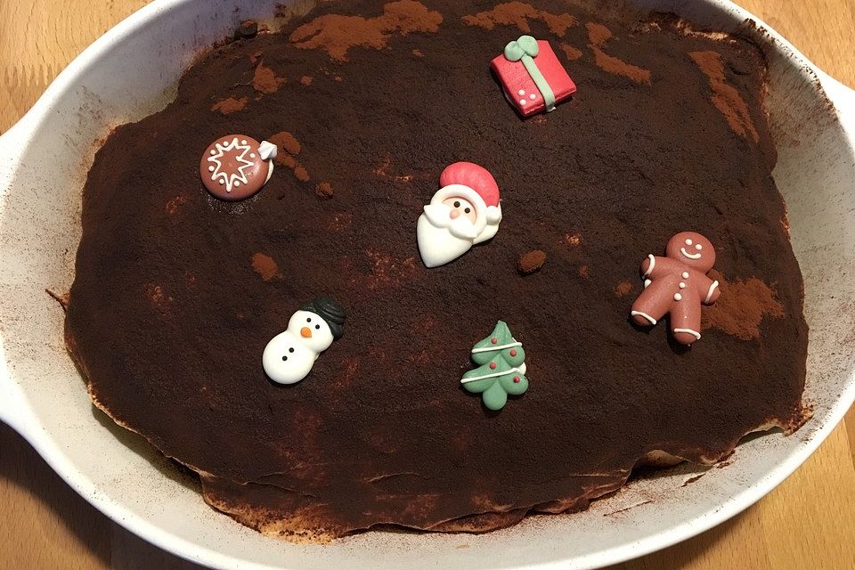 Weihnachtliches Apfeltiramisu mit Marzipan