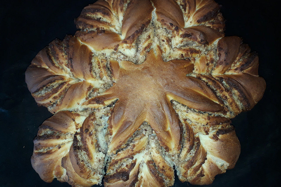 Nutella-Blume aus Brioche