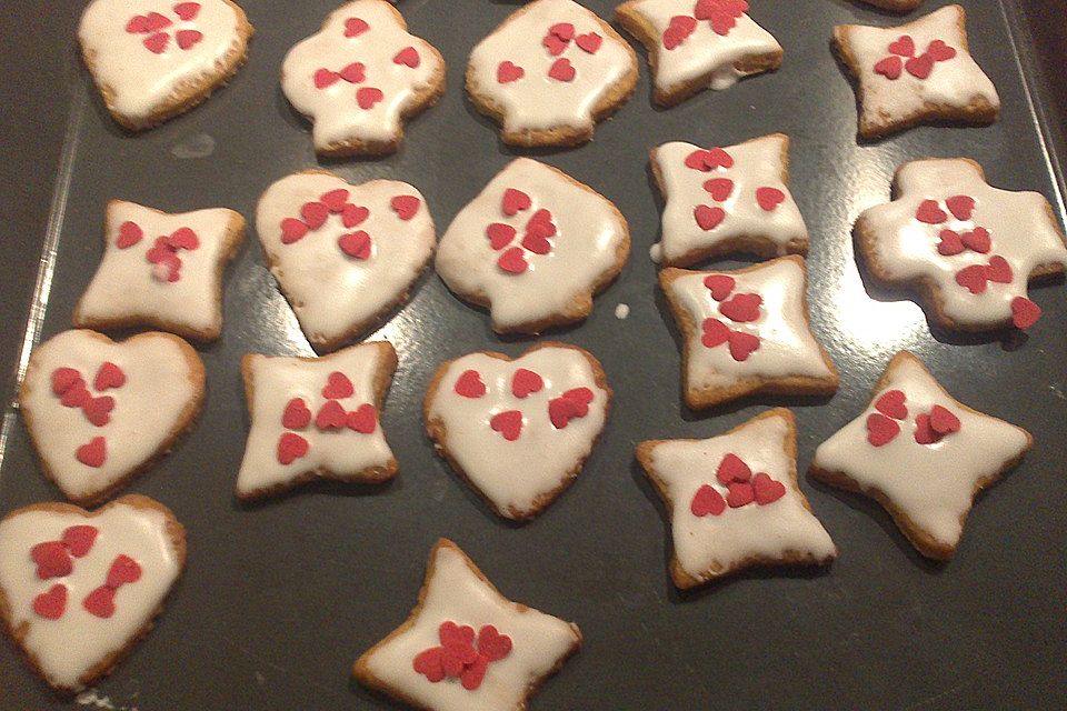 Urmelis schneeweiße Puderzuckerglasur für Kuchen und Gebäcke