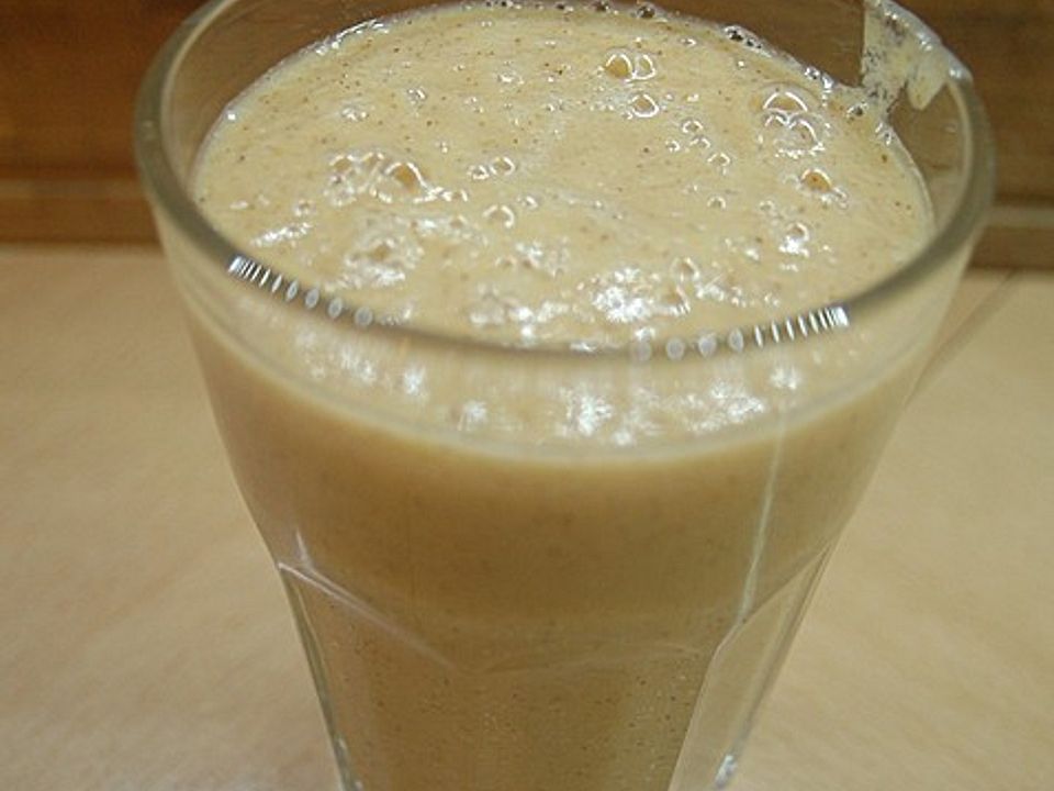 Smoothie mit Kiwi, Ananas, Banane und Pampelmuse von Johann-III| Chefkoch