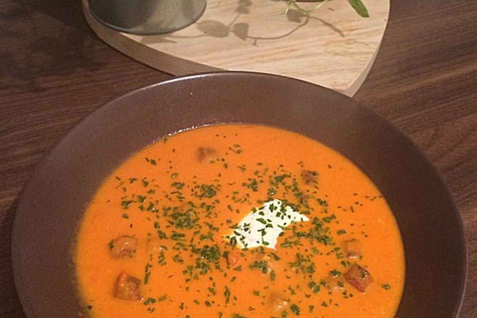 Paprika-Tomaten-Suppe