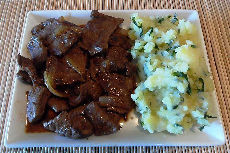 Gewürzleber mit Kartoffelstampf