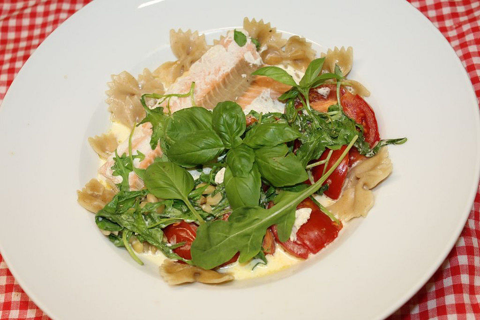 Tagliatelle mit Lachs