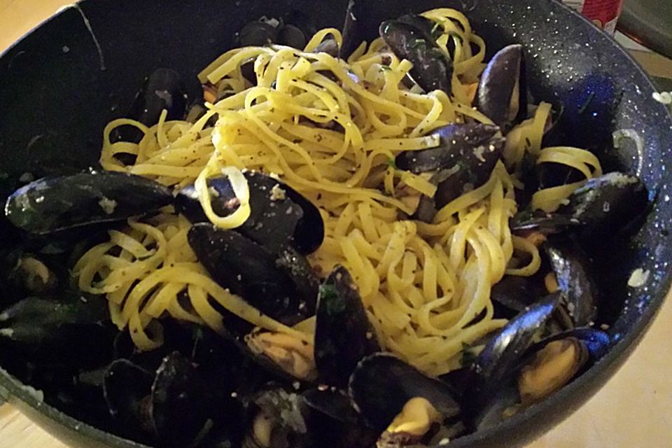 Spaghetti Vongole auf rheinische Art mit Miesmuscheln