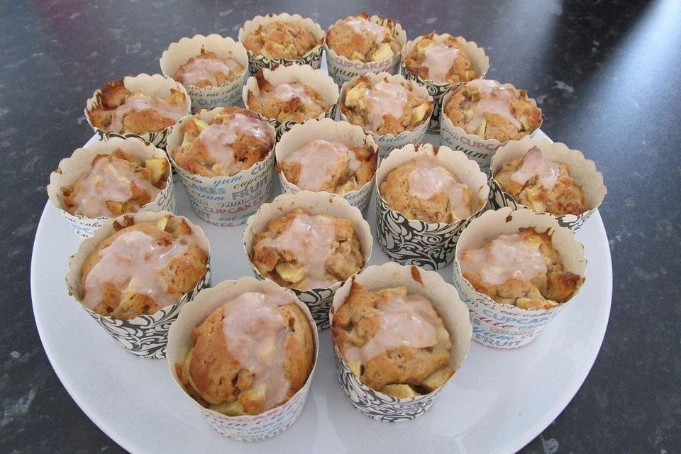 Apfel-Zimt-Nuss-Muffins