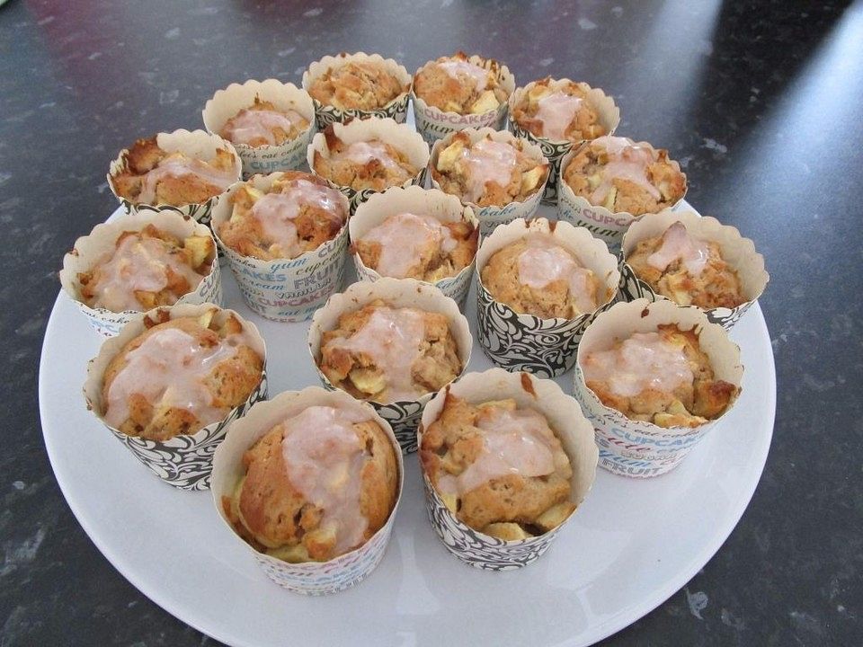 Apfel-Zimt-Nuss-Muffins von Sarahloves_healthyfood| Chefkoch