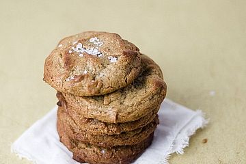 Pure Erdnussbutter Cookies mit Salz