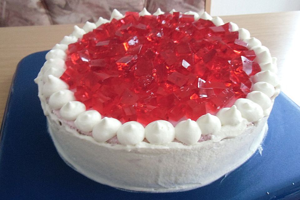 Himmlische Himbeer-Götterspeise-Torte