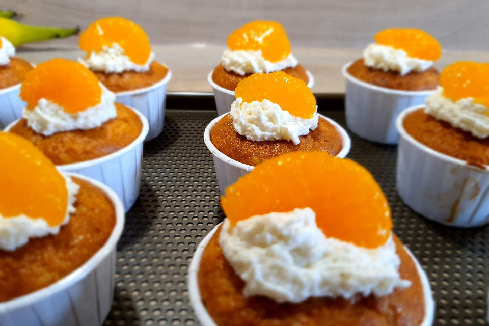 Mandarinen-Mascarpone-Muffins mit Kokos