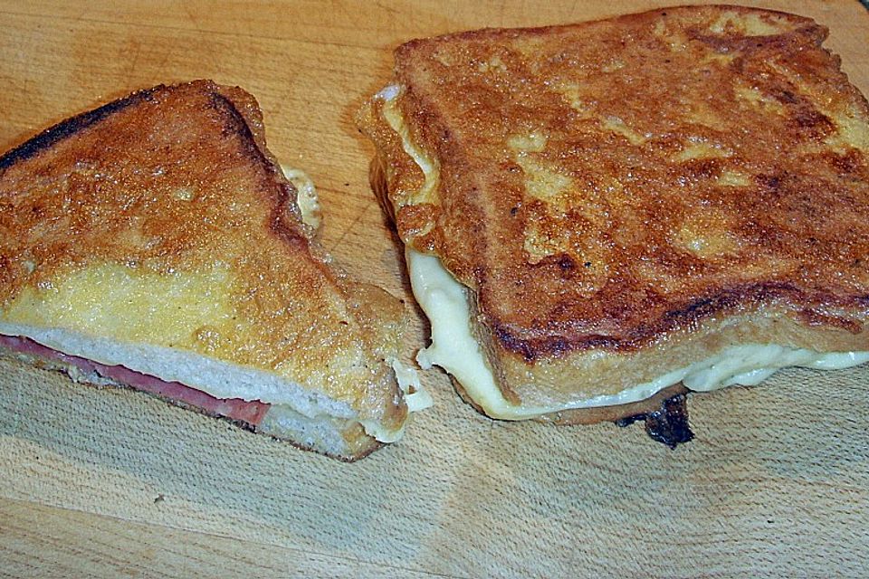 Schinken-Käsetoast aus der Pfanne