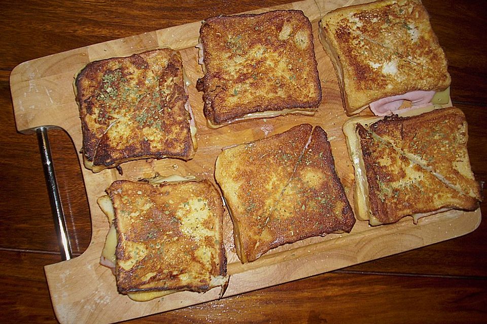 Schinken-Käsetoast aus der Pfanne