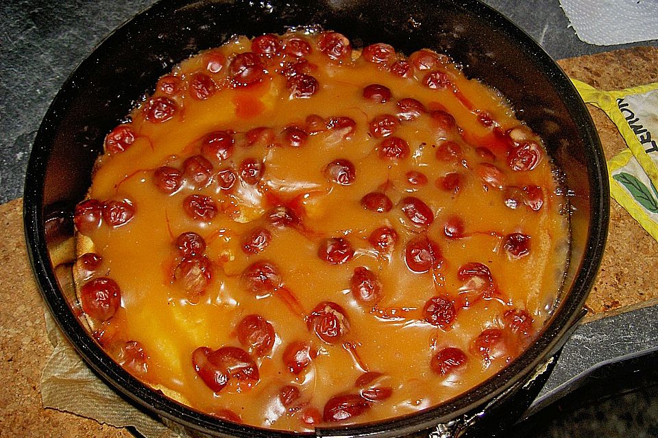 Obstkuchen mit Schmandhaube