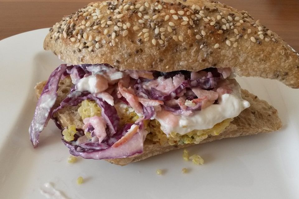 Chia-Dinkelbrötchen Chia-Dinkelbrötchen