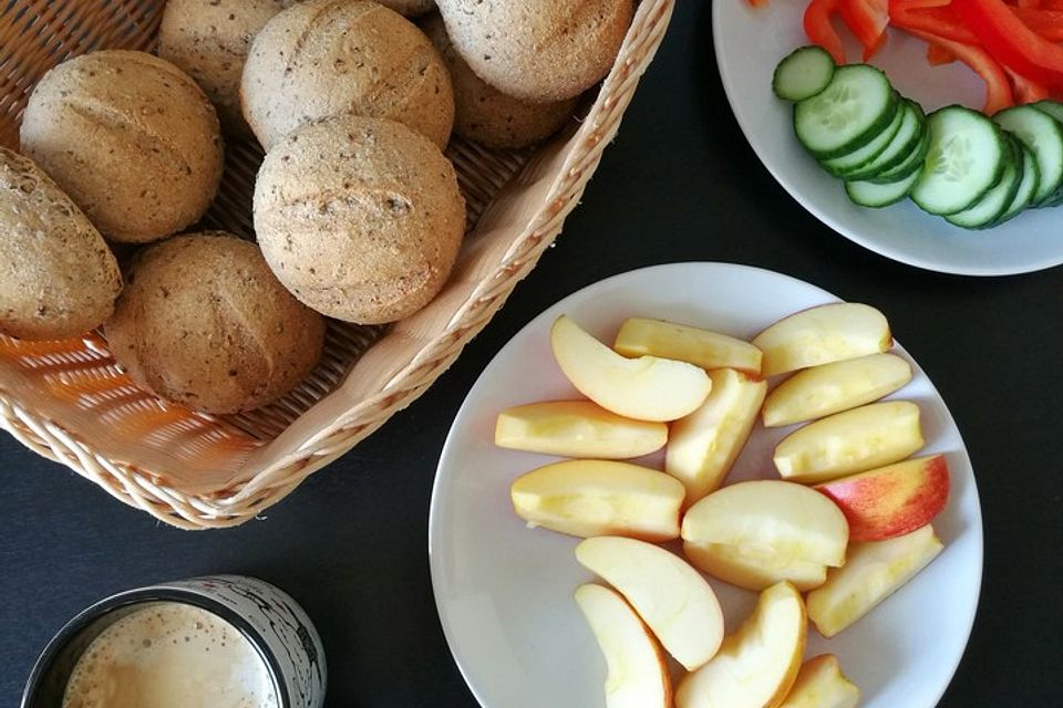 Chia-Dinkelbrötchen Chia-Dinkelbrötchen