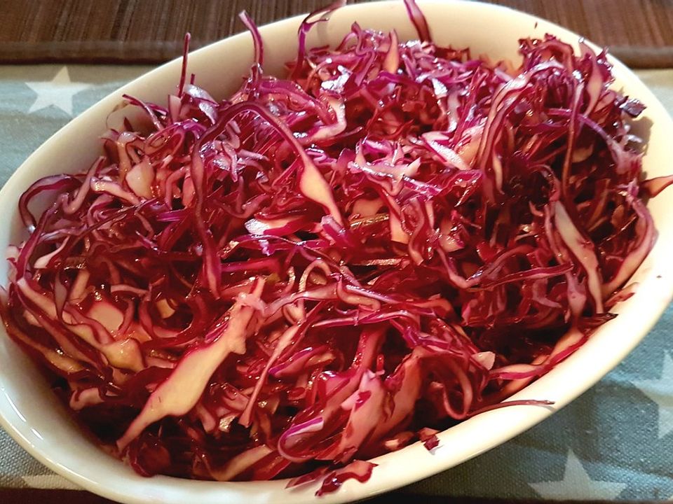 Rotkohl Apfel Rohkost Salat Von Bettsyblue Chefkoch