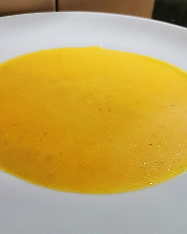 Möhren-Ingwer-Orangen-Suppe