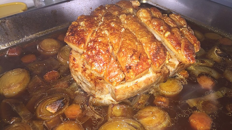 Bayerischer Schweinebraten Mit Kruste Und Biersauce Von Klaetsch Chefkoch