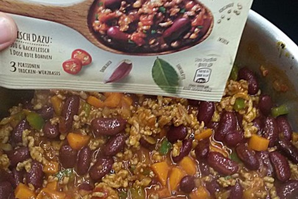 Chili con Carne mit Traubensaft