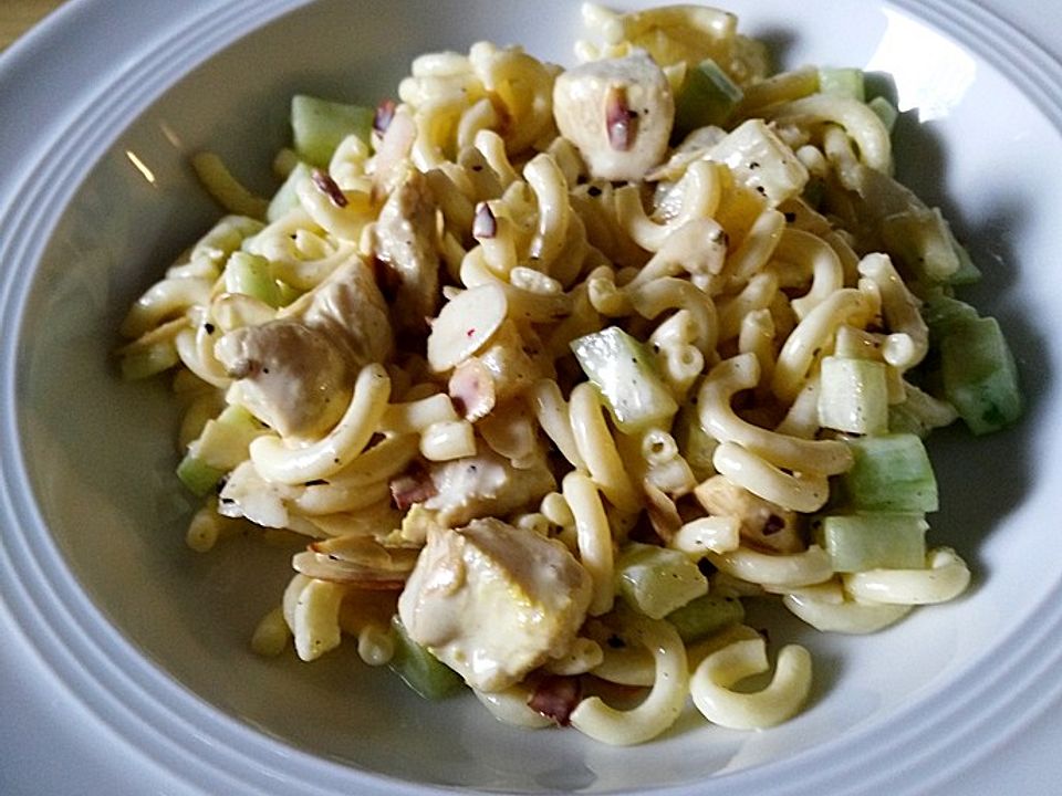 Nudelsalat mit Hähnchenbrust von krauti58| Chefkoch