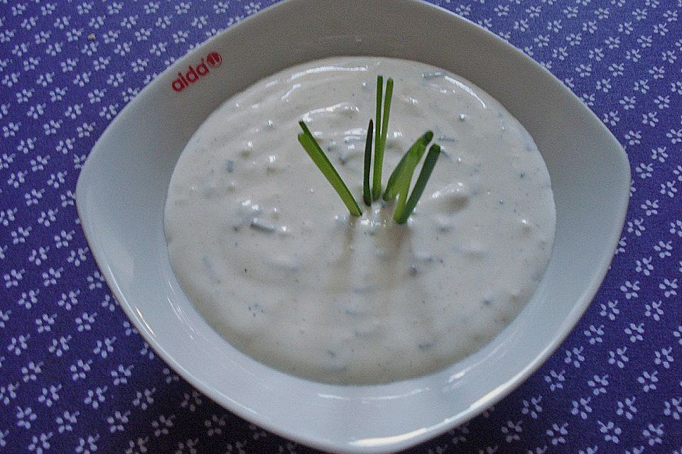 Sour Cream mit Knoblauch