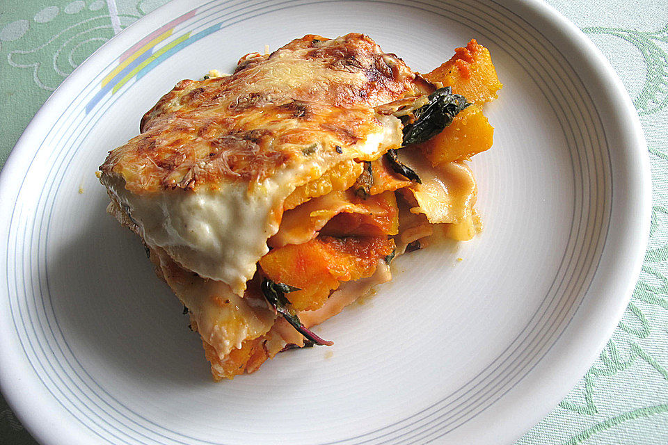 Kürbis-Mangold-Lasagne