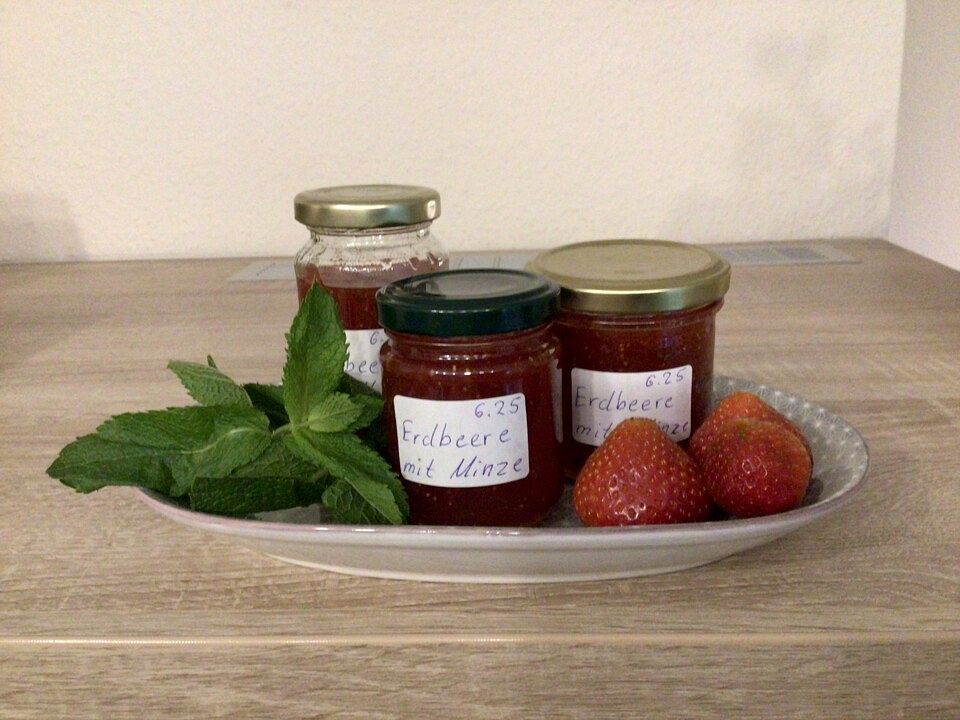 Erdbeermarmelade mit frischer Minze von mkuntze| Chefkoch Erdbeermarmelade mit frischer Minze von mkuntze| Chefkoch