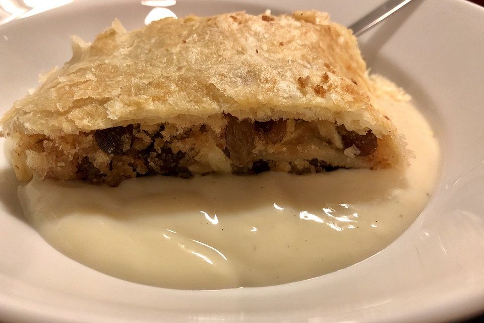 Wiener Apfelstrudel