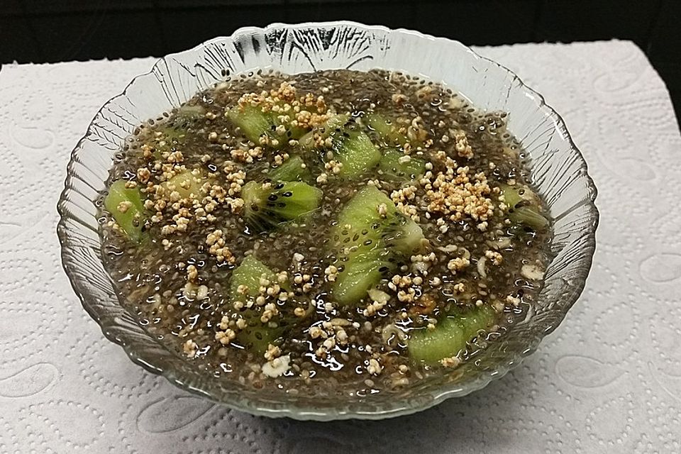 Chia Frühstück Kiwi-Brennnessel-Zitrone