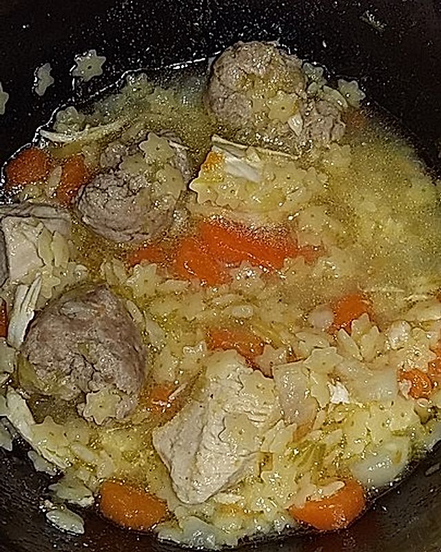 Sternchennudel-Hühnchensuppe aus dem Schnellkochtopf