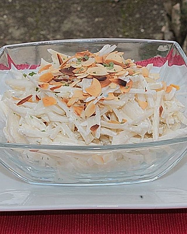Schwarzer Rettich-Sellerie-Salat