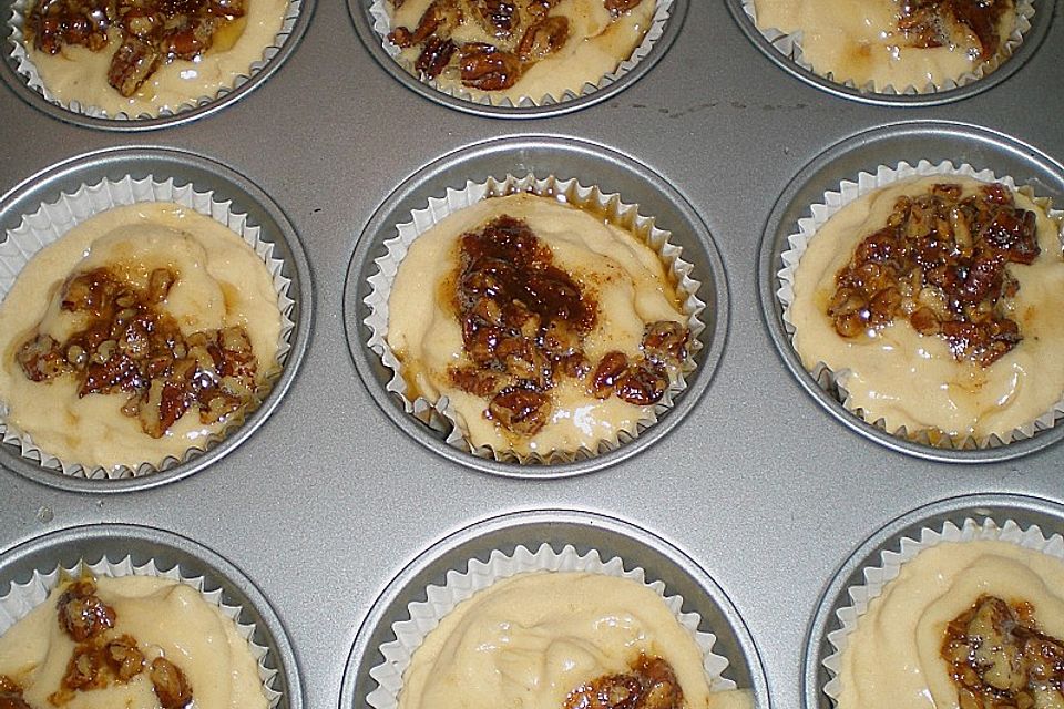 Bananenmuffins mit Walnuss - Topping