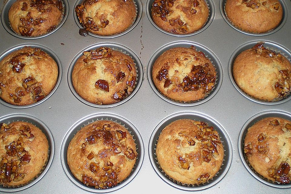 Bananenmuffins mit Walnuss - Topping