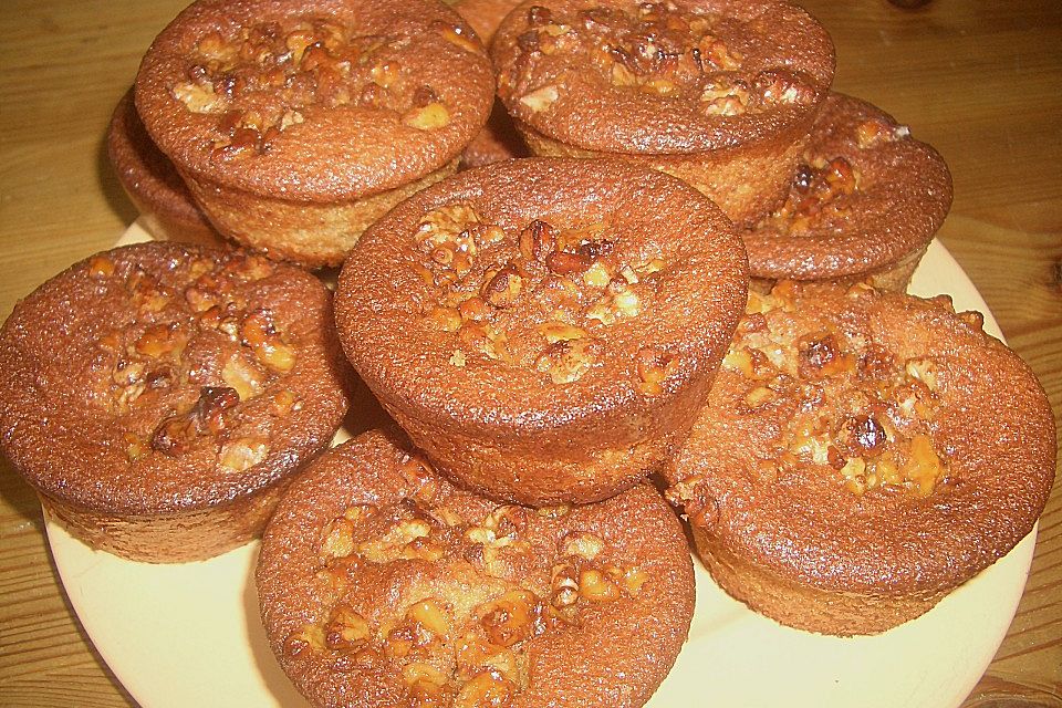 Bananenmuffins mit Walnuss - Topping