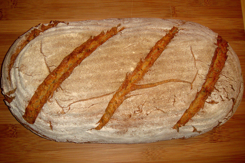 Roggenmischbrot mit Dinkel