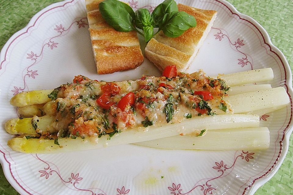 Spargel mit Parmesan-Kruste