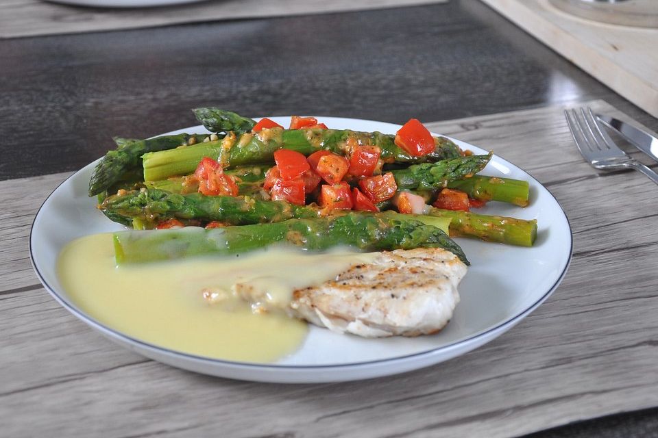 Spargel mit Parmesan-Kruste