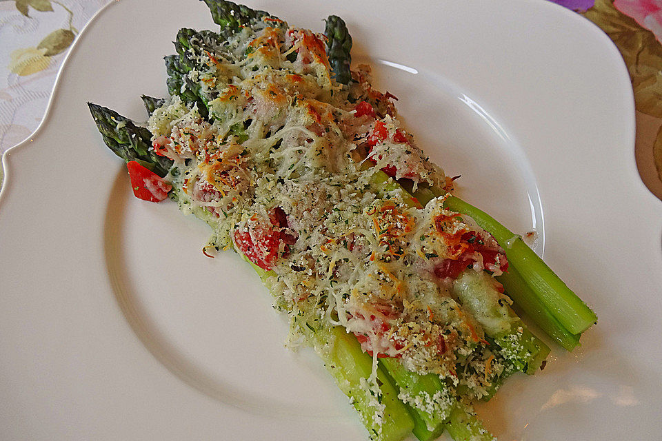 Spargel mit Parmesan-Kruste